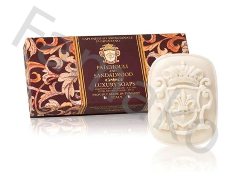 FIORENTINO Sada obdélníkových mýdel s reliéfem erbu „ Pačuli - santal “ 3x125g